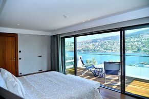 Mare Deluxe Residences & Villas