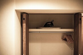 Crice Hotel Namba II