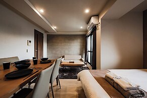 Crice Hotel Namba II