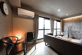 Crice Hotel Namba II