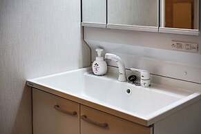 Crice Hotel Namba II