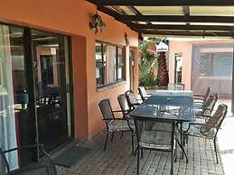 D & H Guesthouse