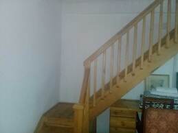 D & H Guesthouse
