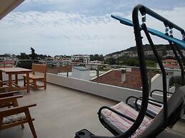 Apartments and Rooms Four Roses