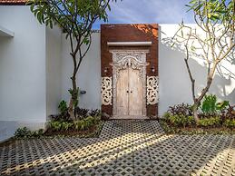 Nyang-Nyang Retreat