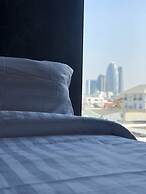 The LOCAL Ari - Hostel