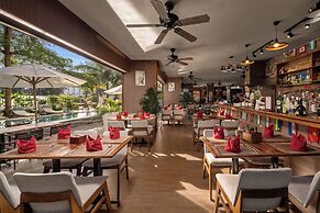 HA Ocean Front Hotel and Apartment