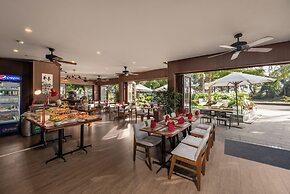 HA Ocean Front Hotel and Apartment