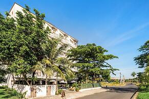HA Ocean Front Hotel and Apartment