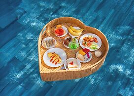 HA Ocean Front Hotel and Apartment