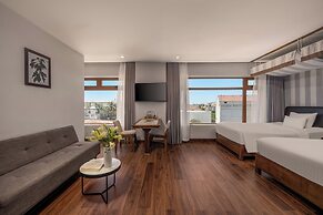 HA Ocean Front Hotel and Apartment