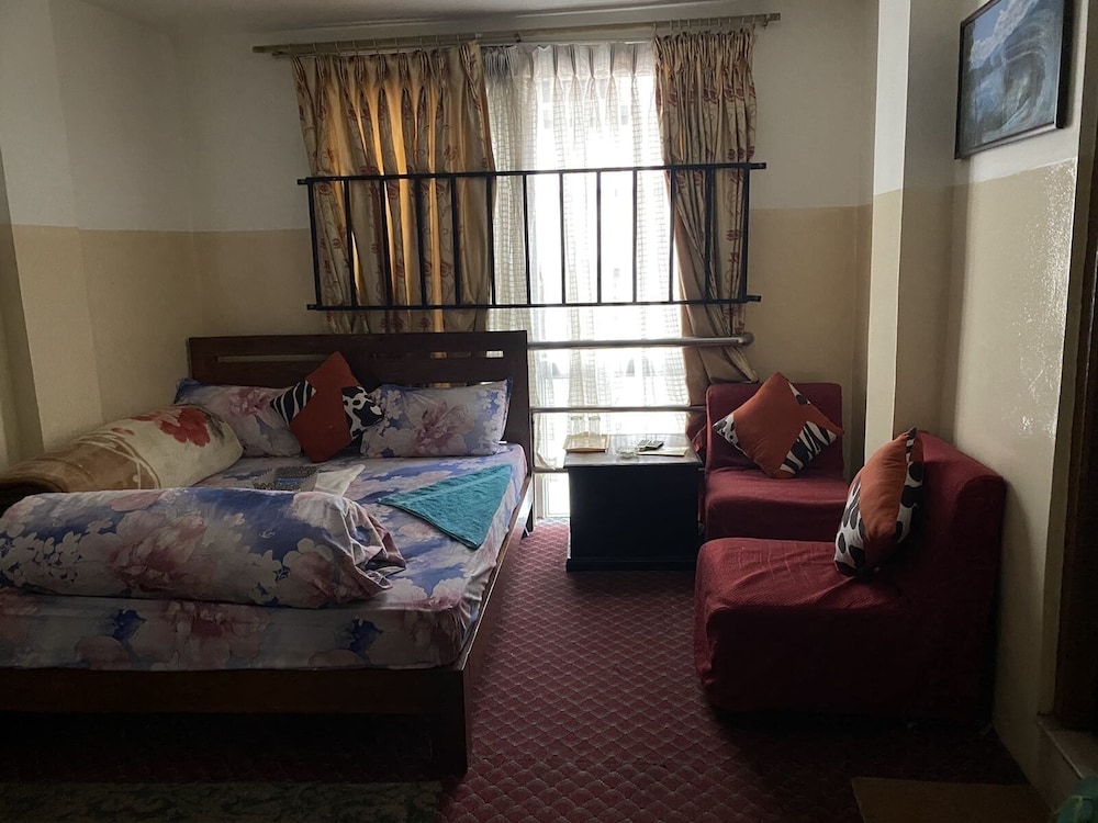 Hotel swastik