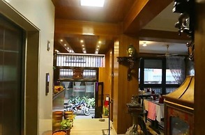 Hotel swastik