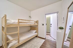 Futon Guesthouse