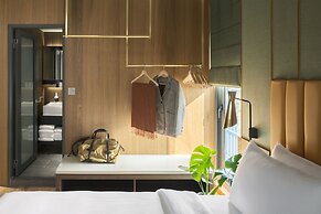 Kindness Day Hotel