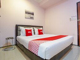 OYO 89782 Ranau City Inn