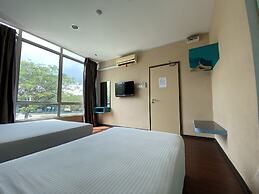 OYO 89752 7 Days Express Hotel