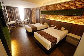 Golden Nasmir Hotel