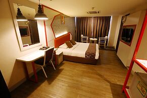 Golden Nasmir Hotel