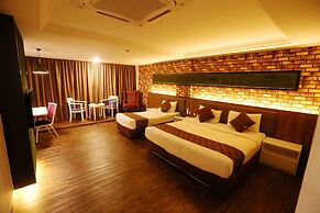 Golden Nasmir Hotel