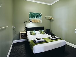 Black Diamond Lodge