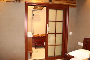Qing Dynasty House