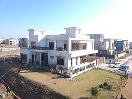 Valley View Villa
