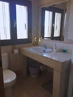 Hostal  Catedritos Ibéricos A-5 KM 154