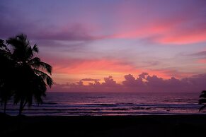 Residnecial Mananero Beach Apartment