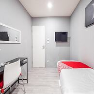 Bossa House Hostel & Cafe