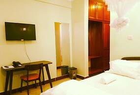 Nemarts Hotel