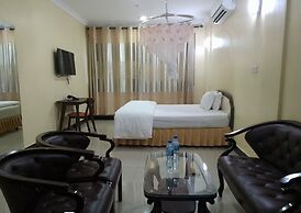 Nemarts Hotel