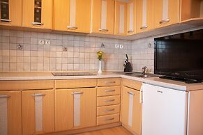Golte Apartments