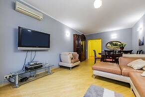 Apartment on Khreshchatyk