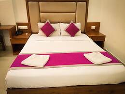 Nexstay Crystal Residency