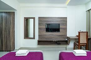 Nexstay Crystal Residency