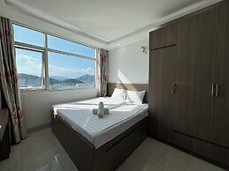 P&L Apartment