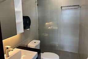 P&L Apartment