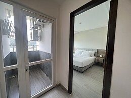 P&L Apartment