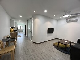 P&L Apartment