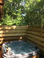 Wren 8 Hot Tub