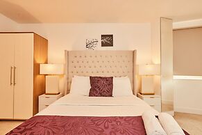 Modern Leeds City Apartment