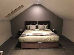 Richmond House by Staytor