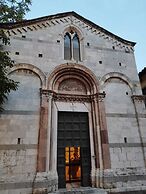 The Tuscanian Hotel
