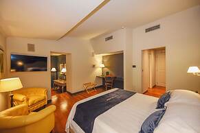 The Tuscanian Hotel