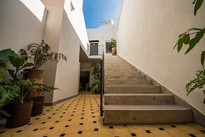 Casa Montore by Barrio Mexico