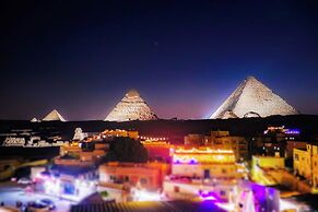 Golden Pyramids Inn