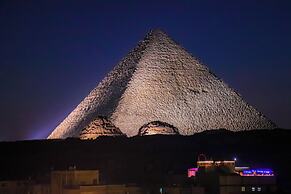 Golden Pyramids Inn