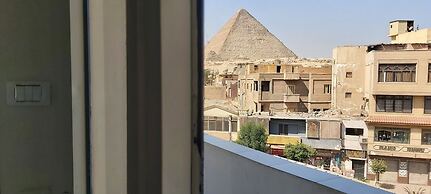 Golden Pyramids Inn