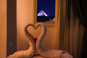 Golden Pyramids Inn